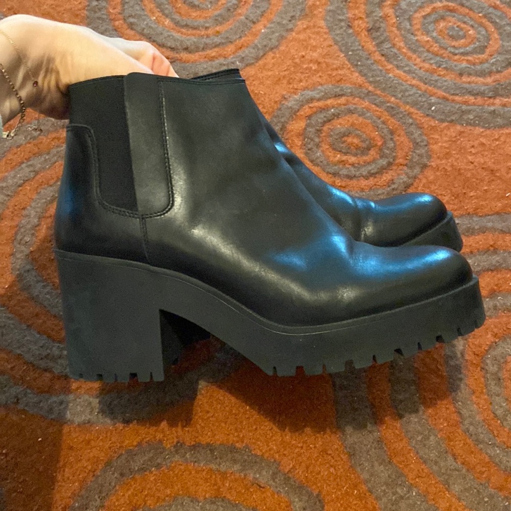 Zara Platform Heel Pull-on Booties